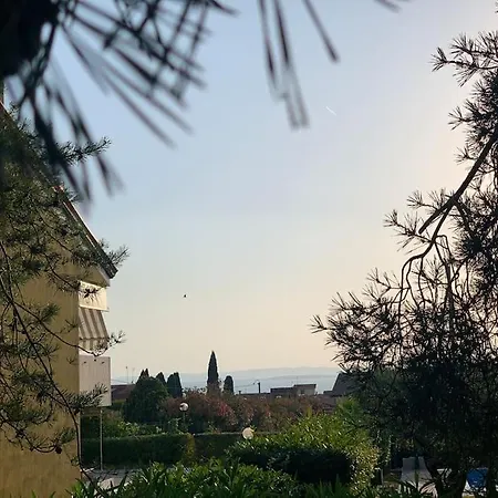 Bernardi Il Lauro Διαμέρισμα Λατζίζε