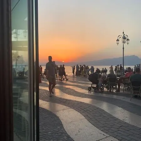 Bernardi Il Lauro Λατζίζε